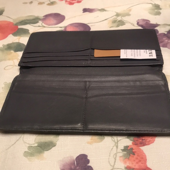LOEWE SHEEPSKIN WALLET EUC - Picture 4 of 14
